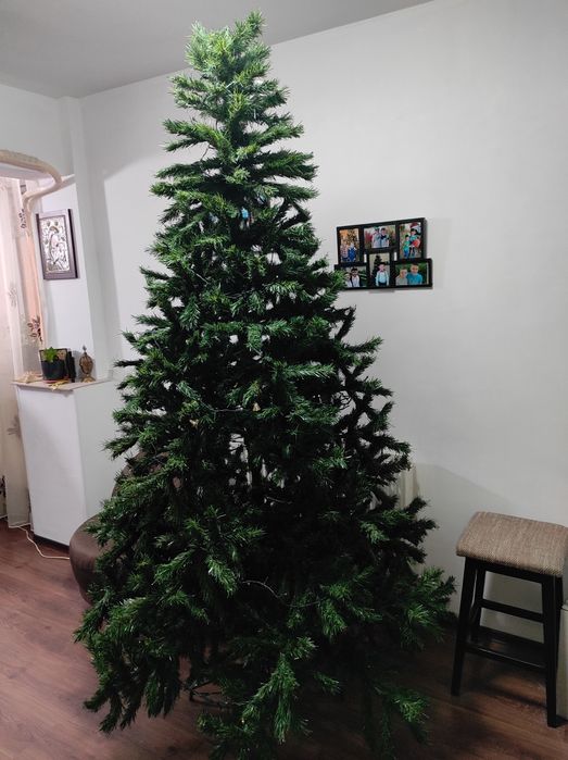 Brad artificial 250 cm