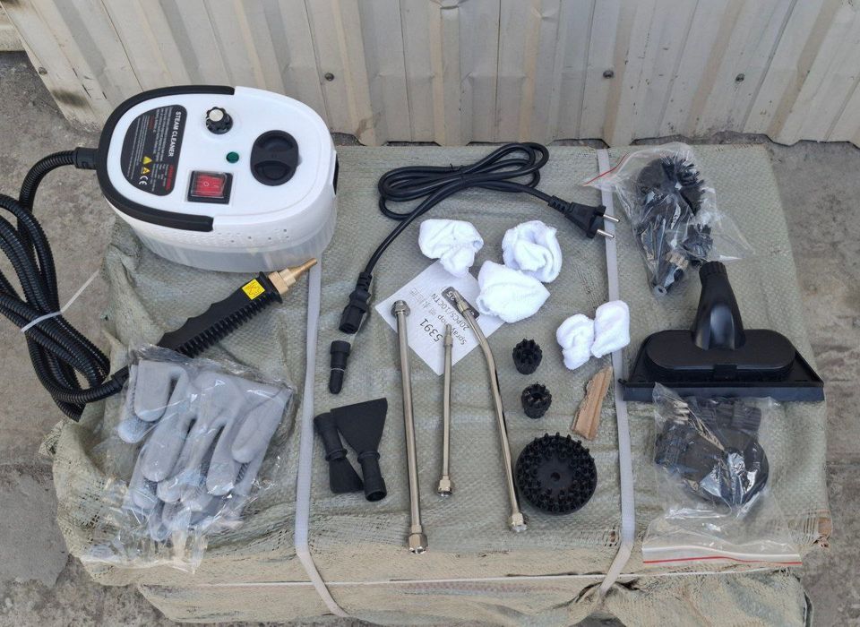 Пароочиститель сенсорным дисплеем