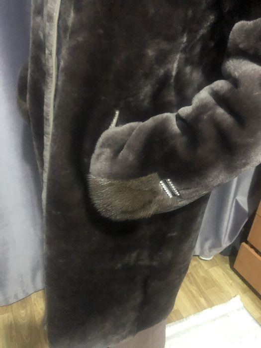 Продам норковую шубу и мутон шубу