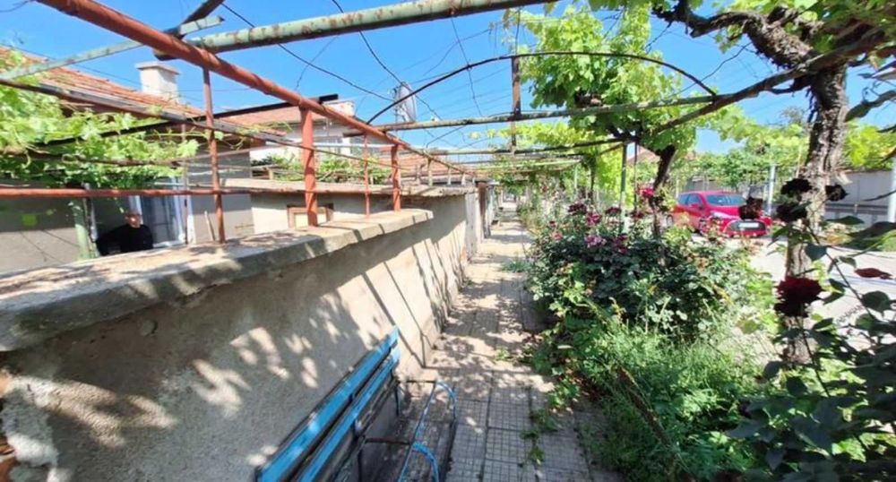 от собственик къща в гр. Съединение