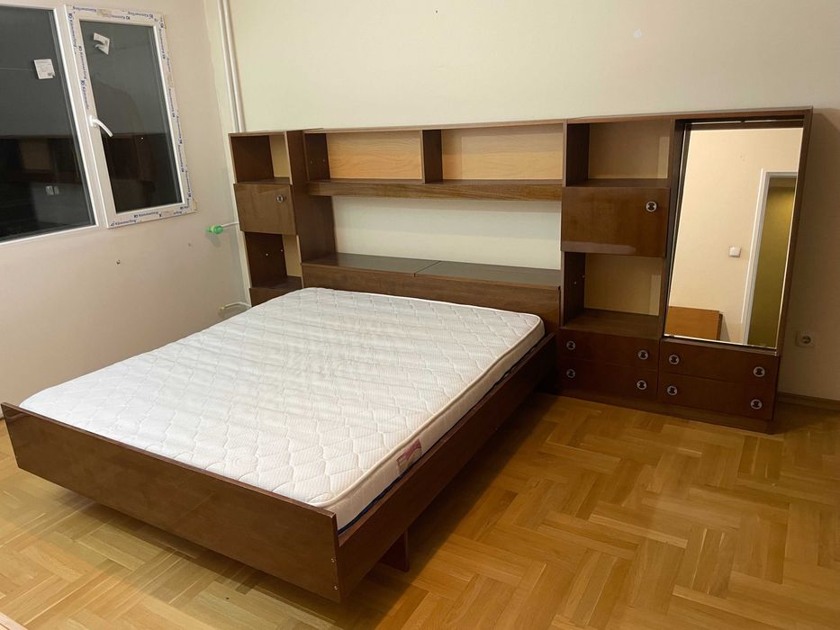 Спалня - 190/164 с матрак, шкафчета и огледало