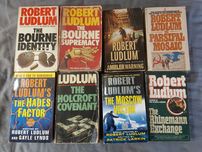 Книги на английски език - световни трилъри  от известни автори
