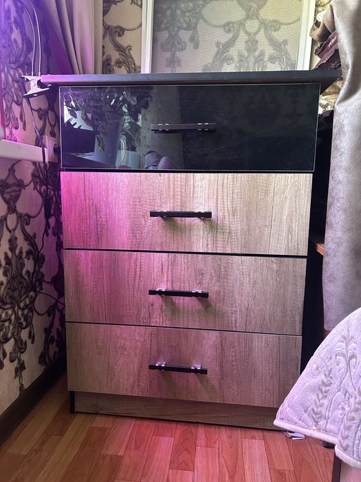 Продается шкафчик
