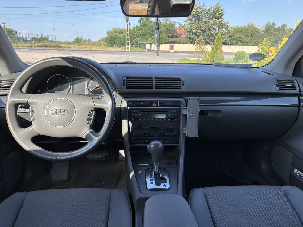 Vand audi A4 Automat 2004, 217.000km reali.