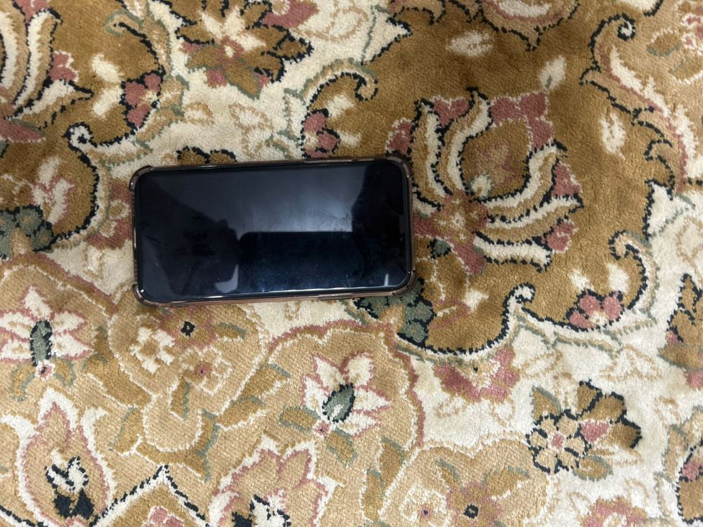 Продам iPhone X10