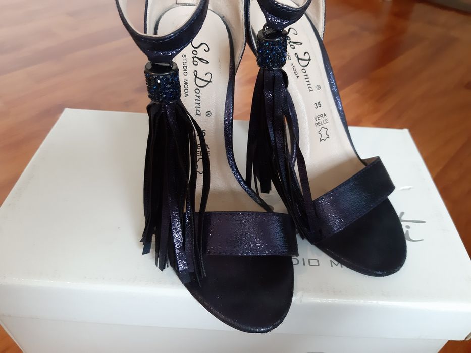 Set sandale piele marimea 35-36 si poseta Benvenuti