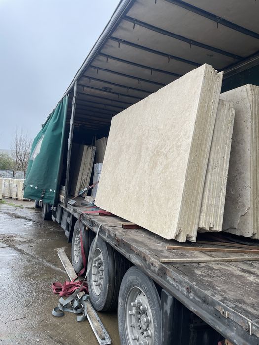 Vindem lastre x 2 cm din Travertin Classic