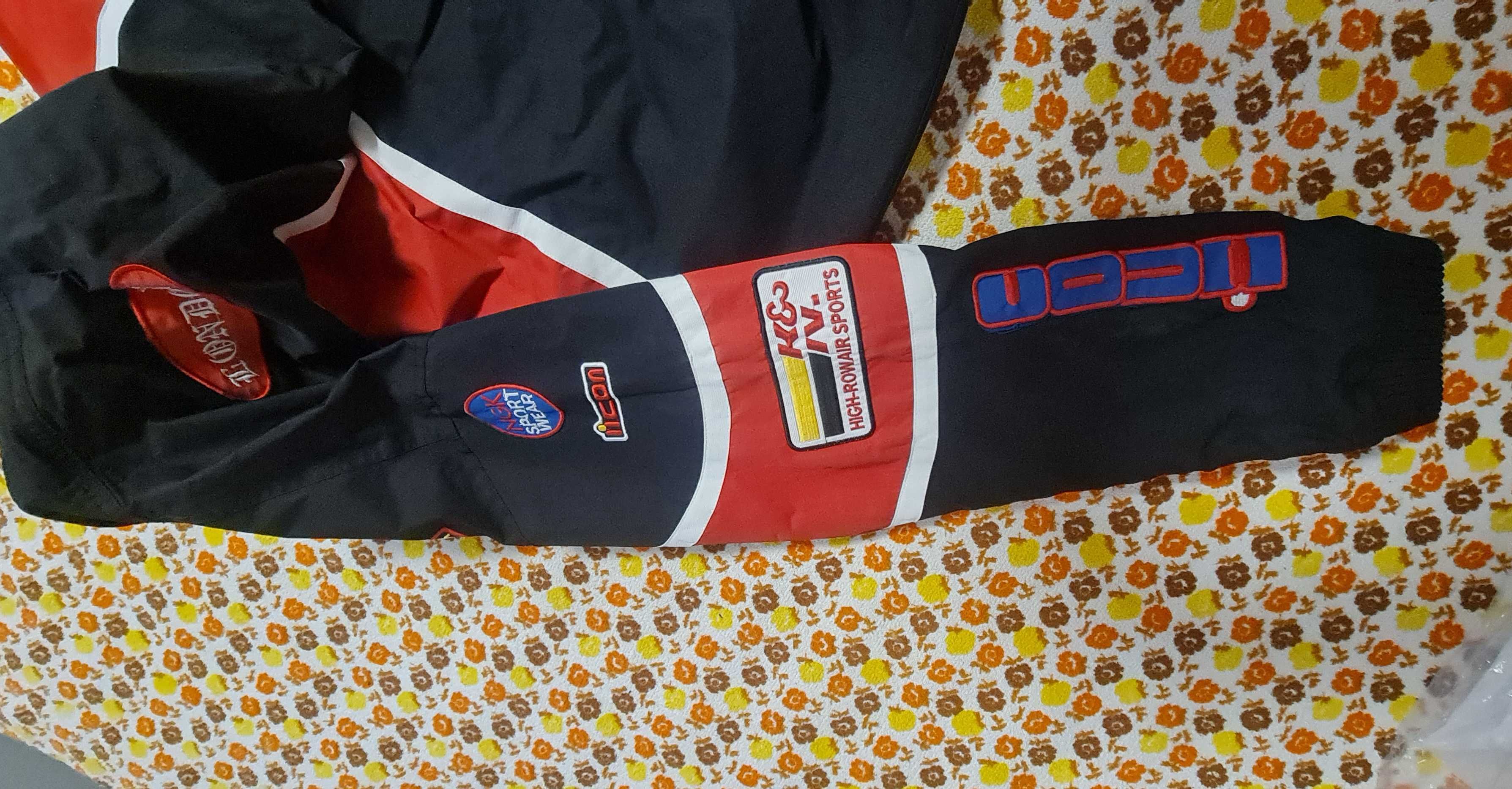 Спортно яке ,,APlX" Reebok (Пролет) XL
