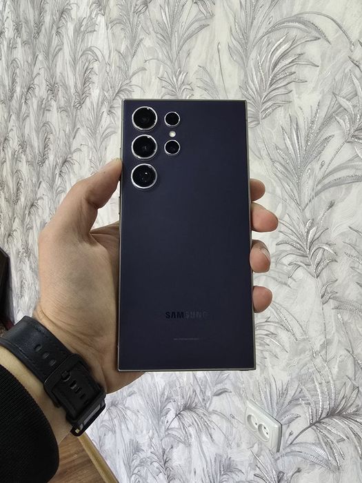 Srochno Samsung S24 Ultra American 12/256g sotiladi