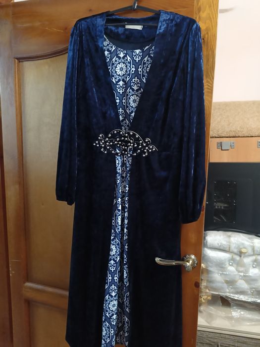 Обувь женская и одежда