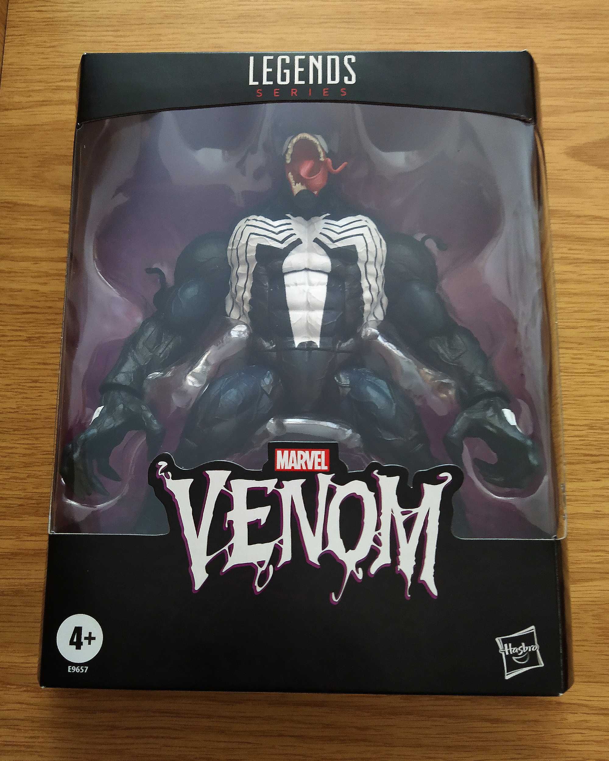 Екшън фигура Marvel Legends Venom