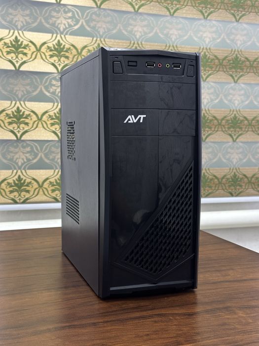 Игровой компьютер: i3-10100F, GTX 1650, SSD 256GB