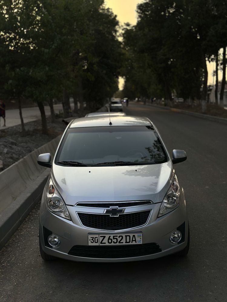 Spark 2011  Ltz 3pozitsa probeg 68.000 kraska rodnoy uzimni moshinam