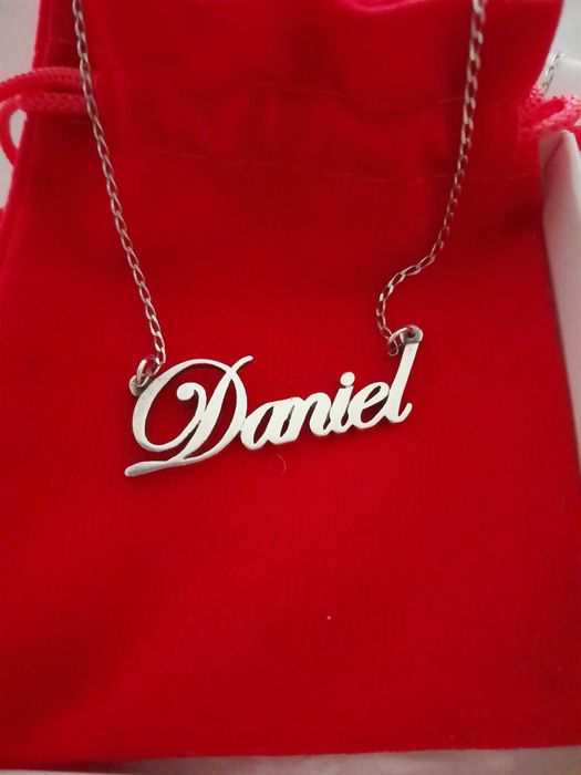 Сребърно колие с име ,,Daniel''