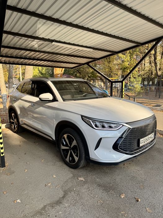 BYD Song Plus ( 1 позиция )  gibrid 2023 года идеальная машина