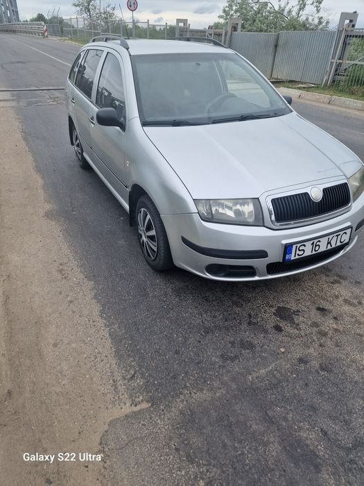 Vând Skoda Fabia