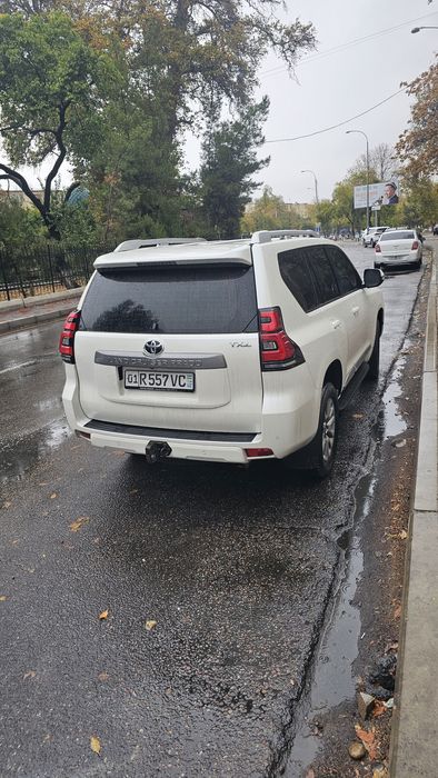 Tayota land Cruiser prado 150