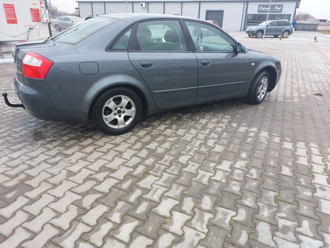 Audi a4 1.9 tdi.