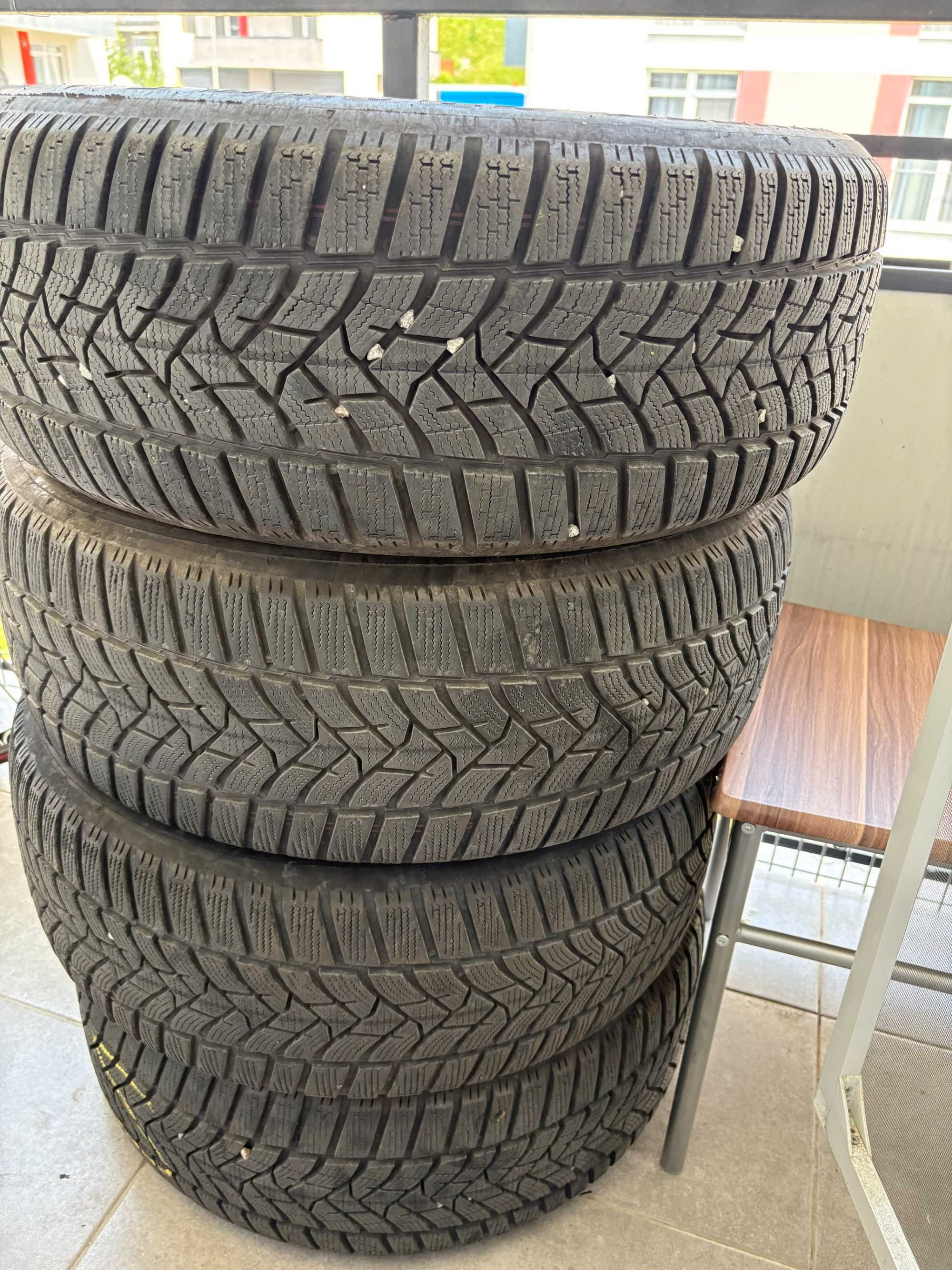 Anvelope iarna Dunlop 215 55 17 DOT1218 (2018)