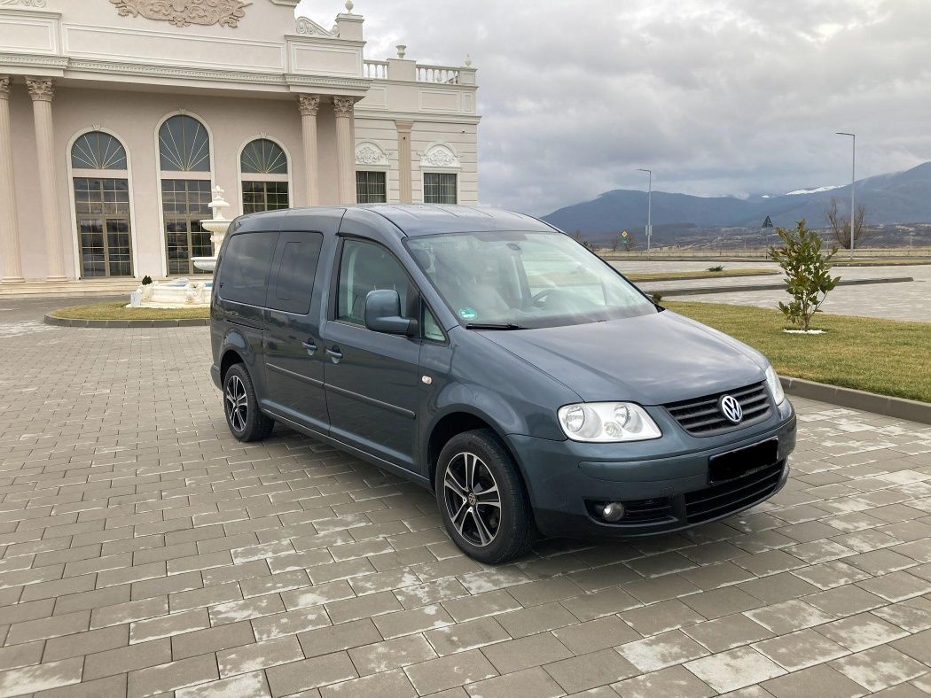 Volkswagen caddy maxi /2.0 tdi 140 cp /2009 / singur proprietar/ 7 loc