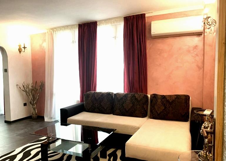 Дава се под наем Тристаен апартамент в Бургас, Лазур - 100 кв.м за 663 € - Снимка #5