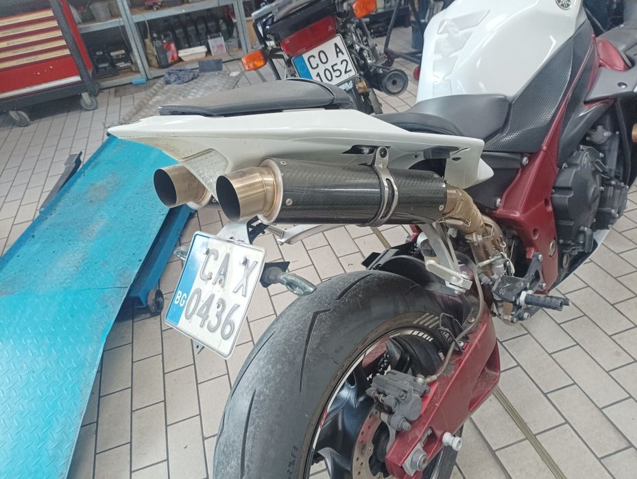 Yamaha R1 exhaust system. Ауспуси/изпускателна система Ямаха р1 09-14