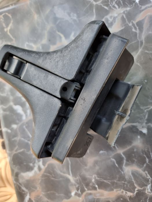 Prinderi Thule 754 Skoda, Piese Jeep Grand Cherokee 2005-2010