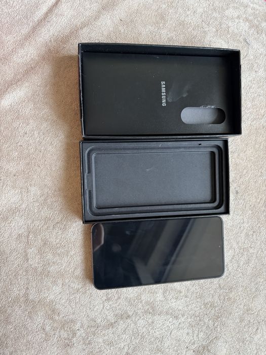 Samsung s24 256gb black