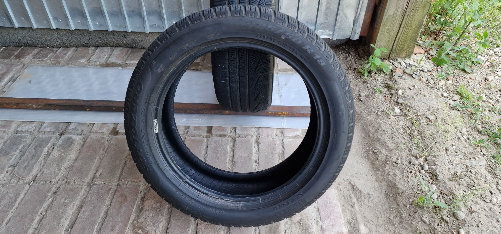 225/50 R18 - 2 anvelope Pirelli M+S - iarna - 7mm+