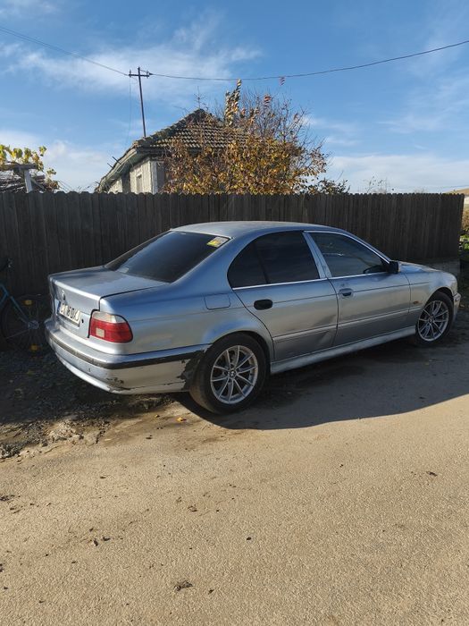 Vând BMW E39 525d