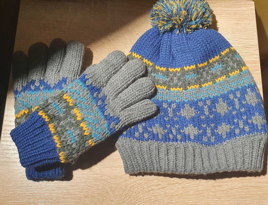 Шапка/перчатки/шарф НОВОЕ