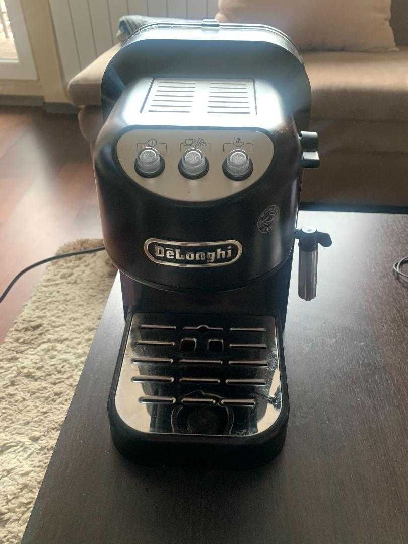 Кафемашина DeLonghi EC 251.B