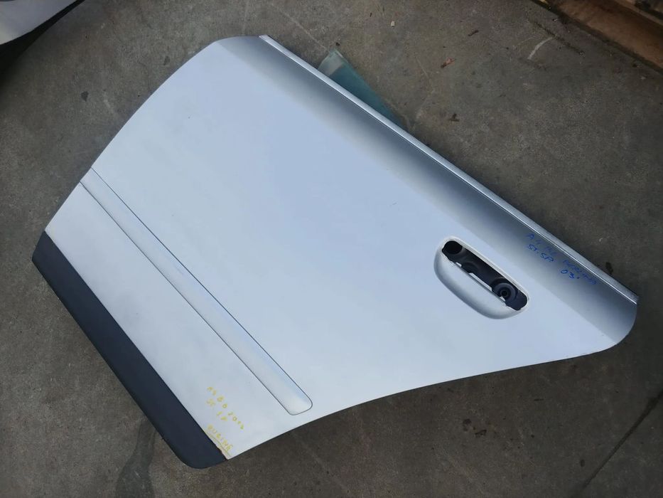 usa portiera stanga spate audi a4 b6 8e limuzina