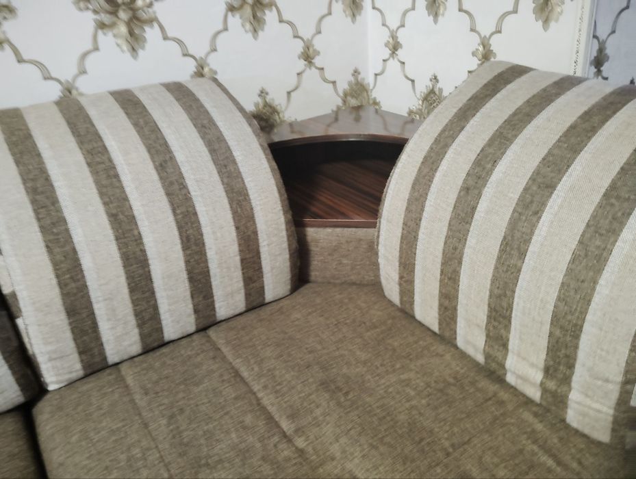 Mebel Zal uchun Ugolok