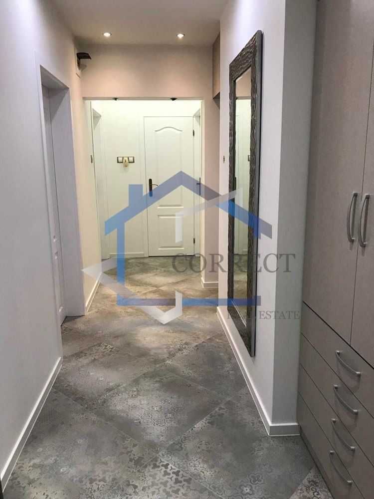 Дава се под наем Тристаен апартамент в Варна, Младост 2 - 86 кв.м за 612 € - Снимка #9