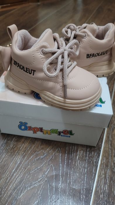 Детские осенние сапоги