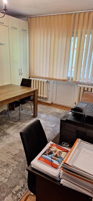 Vând apartament 2 camere, zona BCR Primăverii