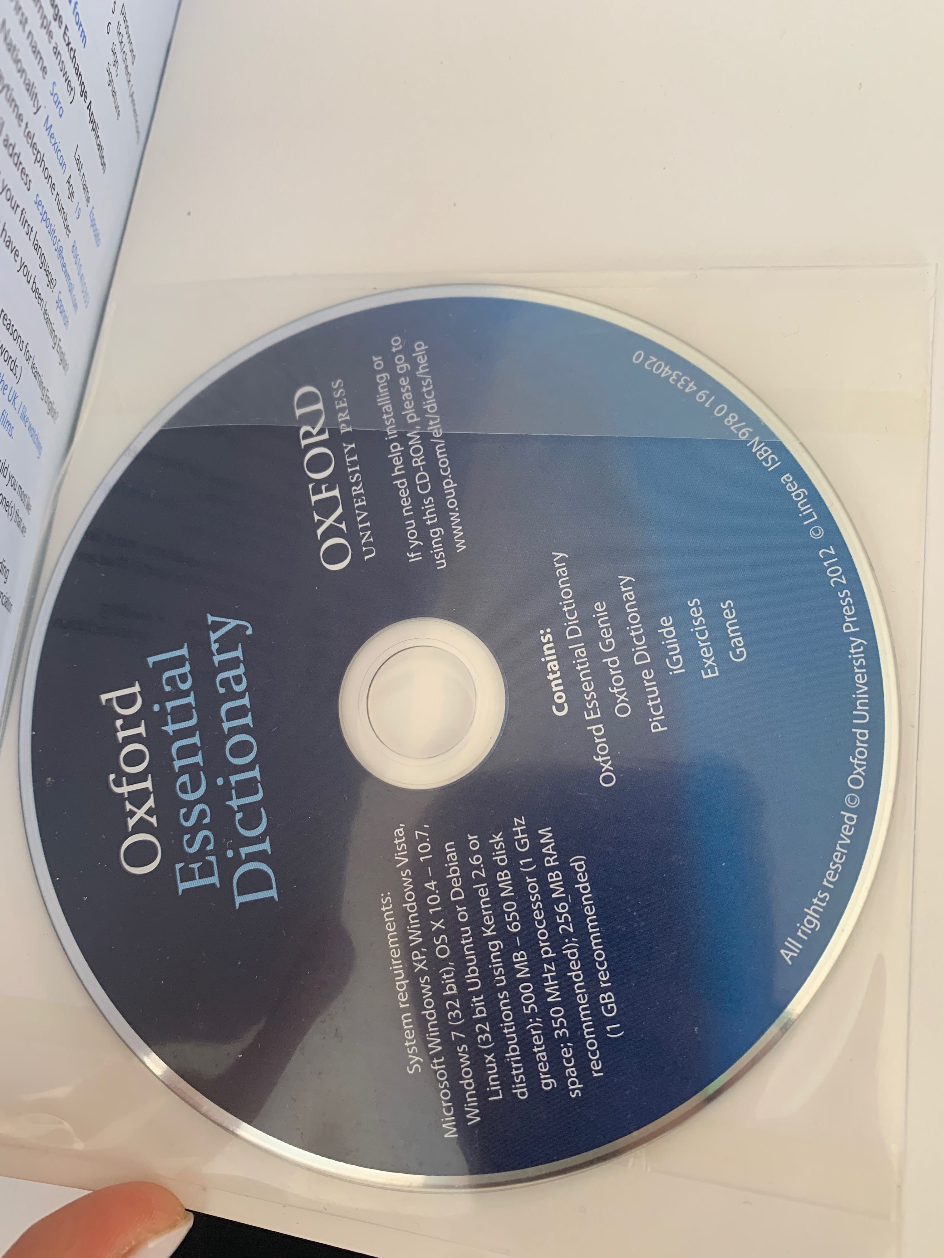OXFORD Essential Dictionary, книга новая+диск