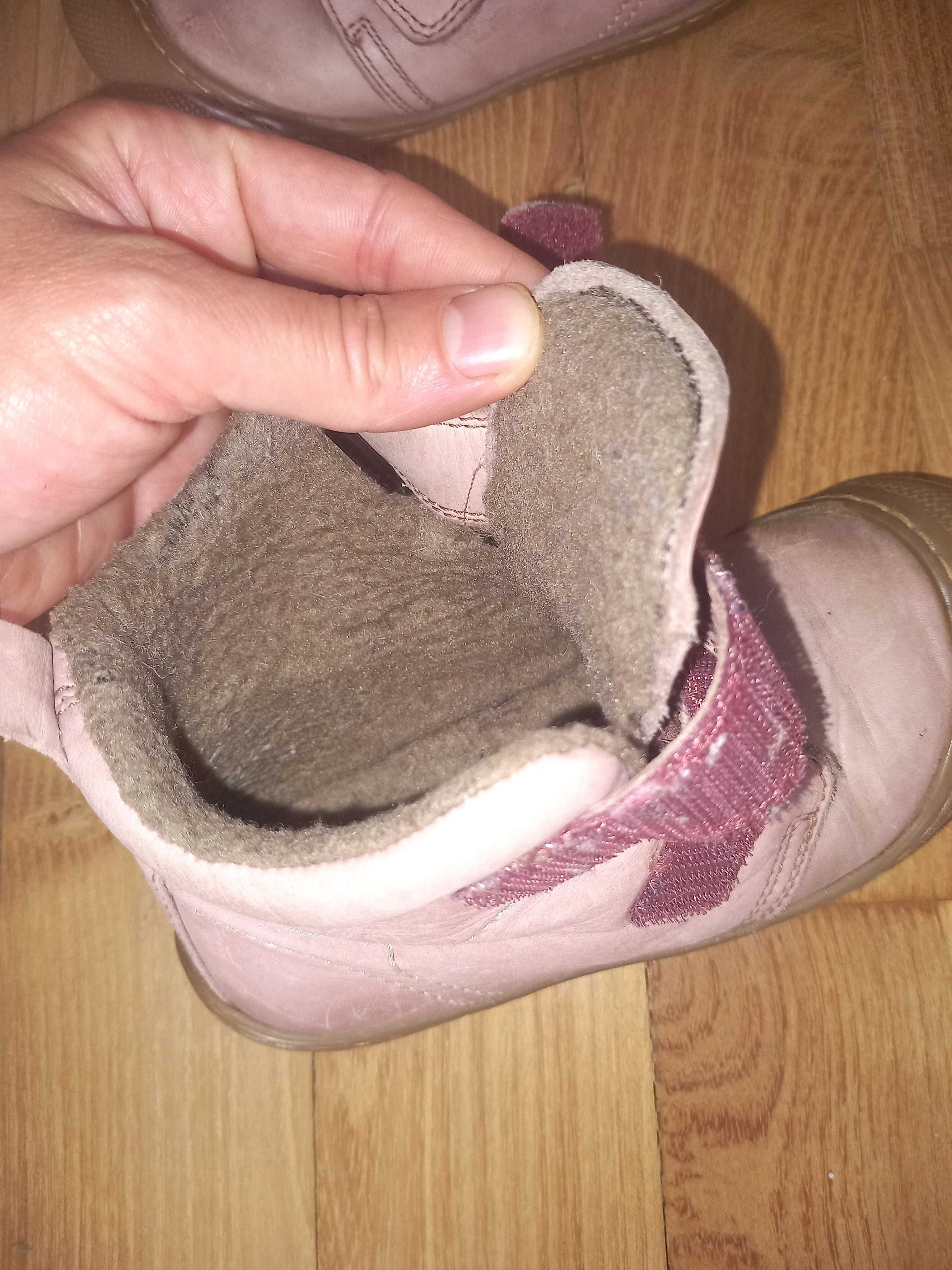 Ghete Naturino 26.piele,lână,talpa flexibila.
