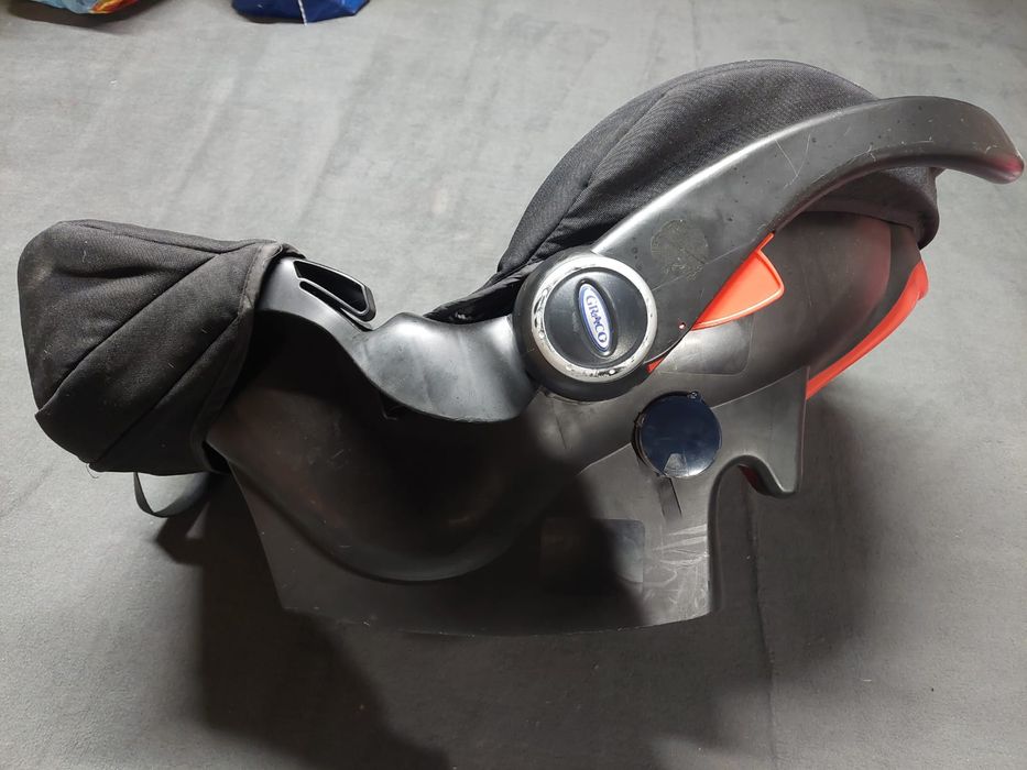 Scoica auto graco trilogic