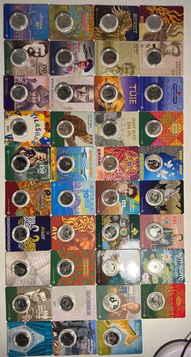 Продам набор коллекционных монет Казахстана