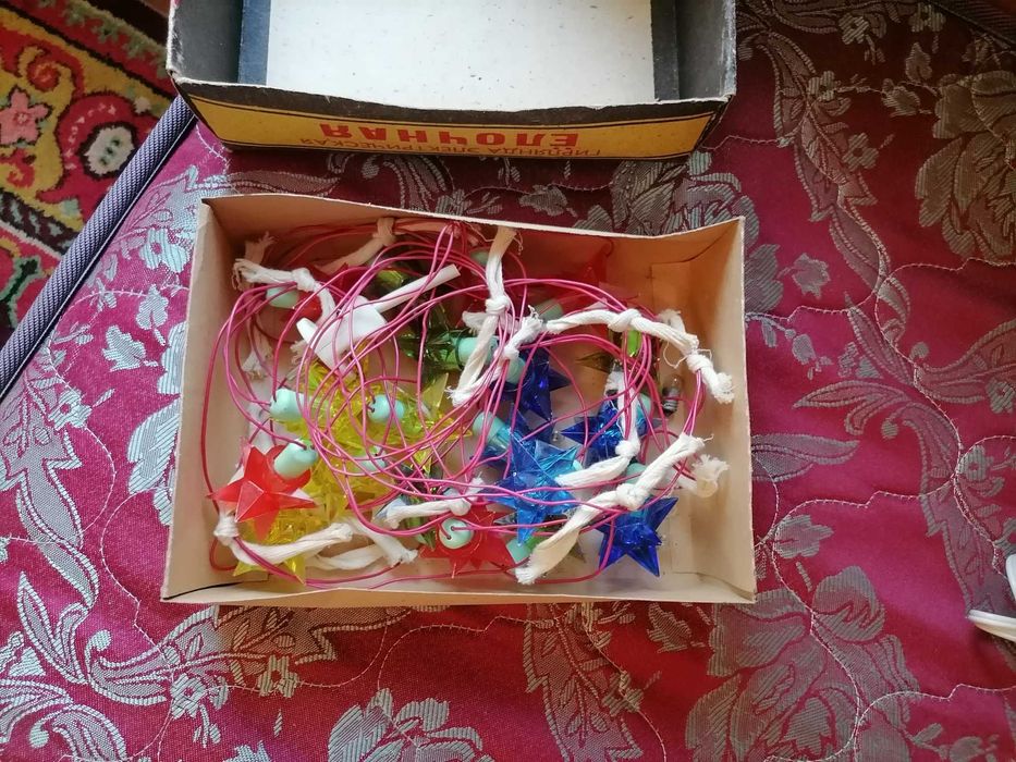 Продам новогодние гирлянды