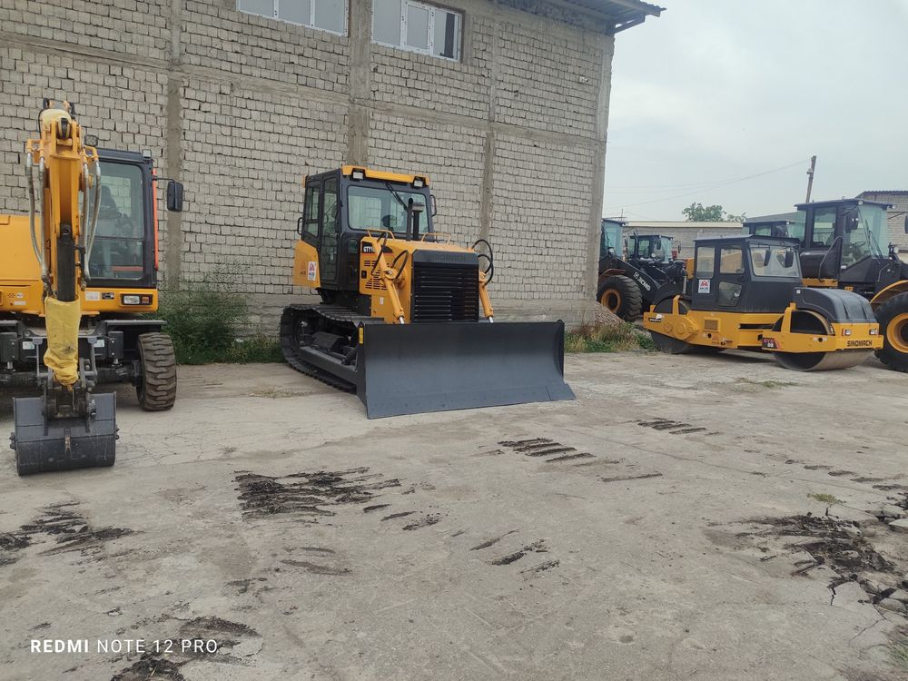 Buldozer sinomach 10 tonnalik