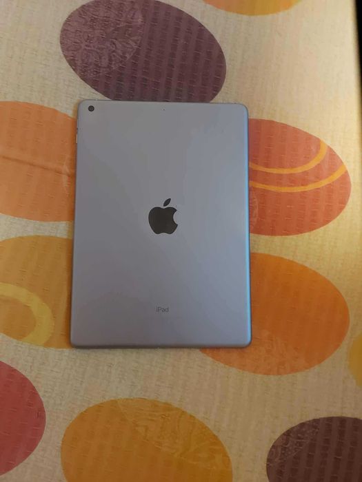 iPad 5-128 GB-Fara cont de iCloud.Stare perfecta de functionare