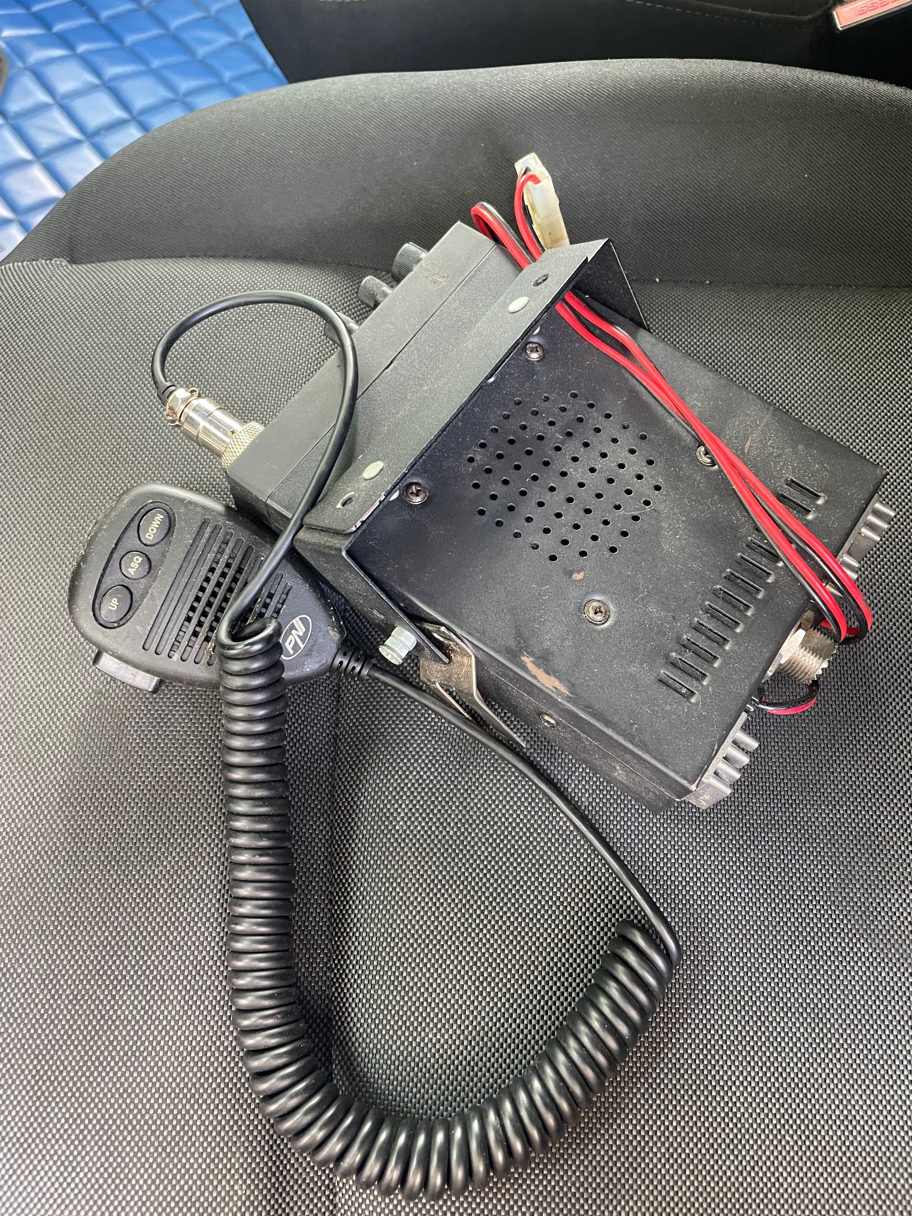 Vând 3 Statii  radio albrecht ae 6110 ;PNI escort hp 8001L ;CRT ONE