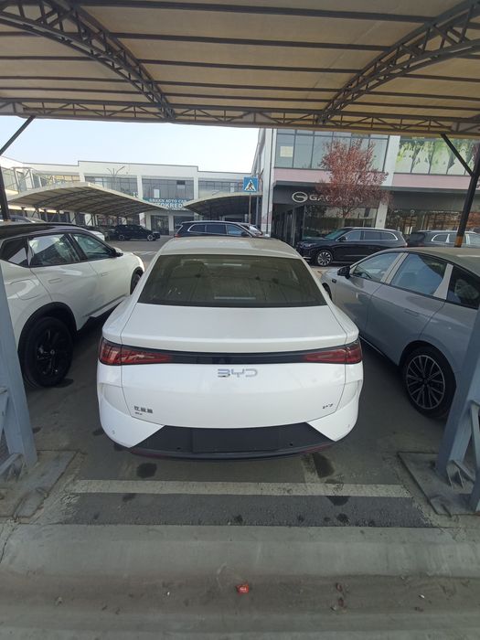 BYD E 7 Oʻzbekistonda yagona 
BYD E 7 
Yil 2025
Probeg 83
Narx 21000