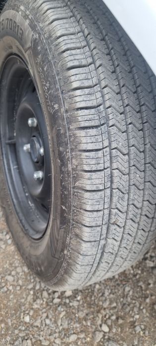 Labo sotiladi 2025 yil august 3.200 yurgan