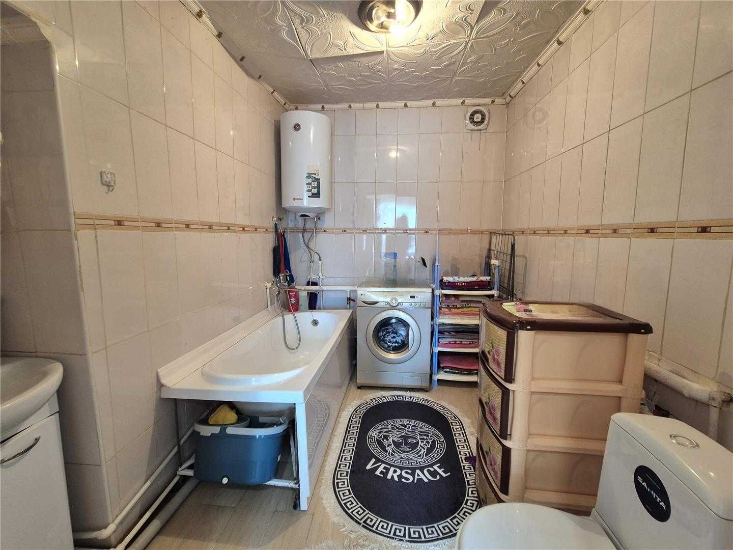 Продам 3 комн дом по ул Жамбыла, в доме 2 раздельные спальни,
