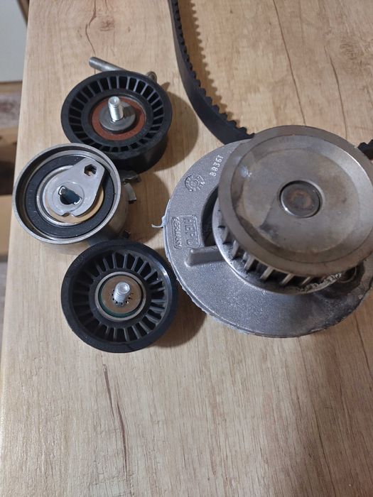 Ангренажен комплект Опел Астра