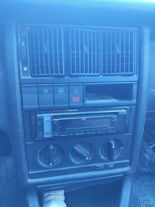Se vinde audi 80 b4 1.9 tdi